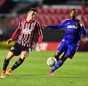 São Paulo x Sport Edmilson (Foto: Marcos Ribolli) São Paulo x Sport Edmilson (Foto: Marcos Ribolli)