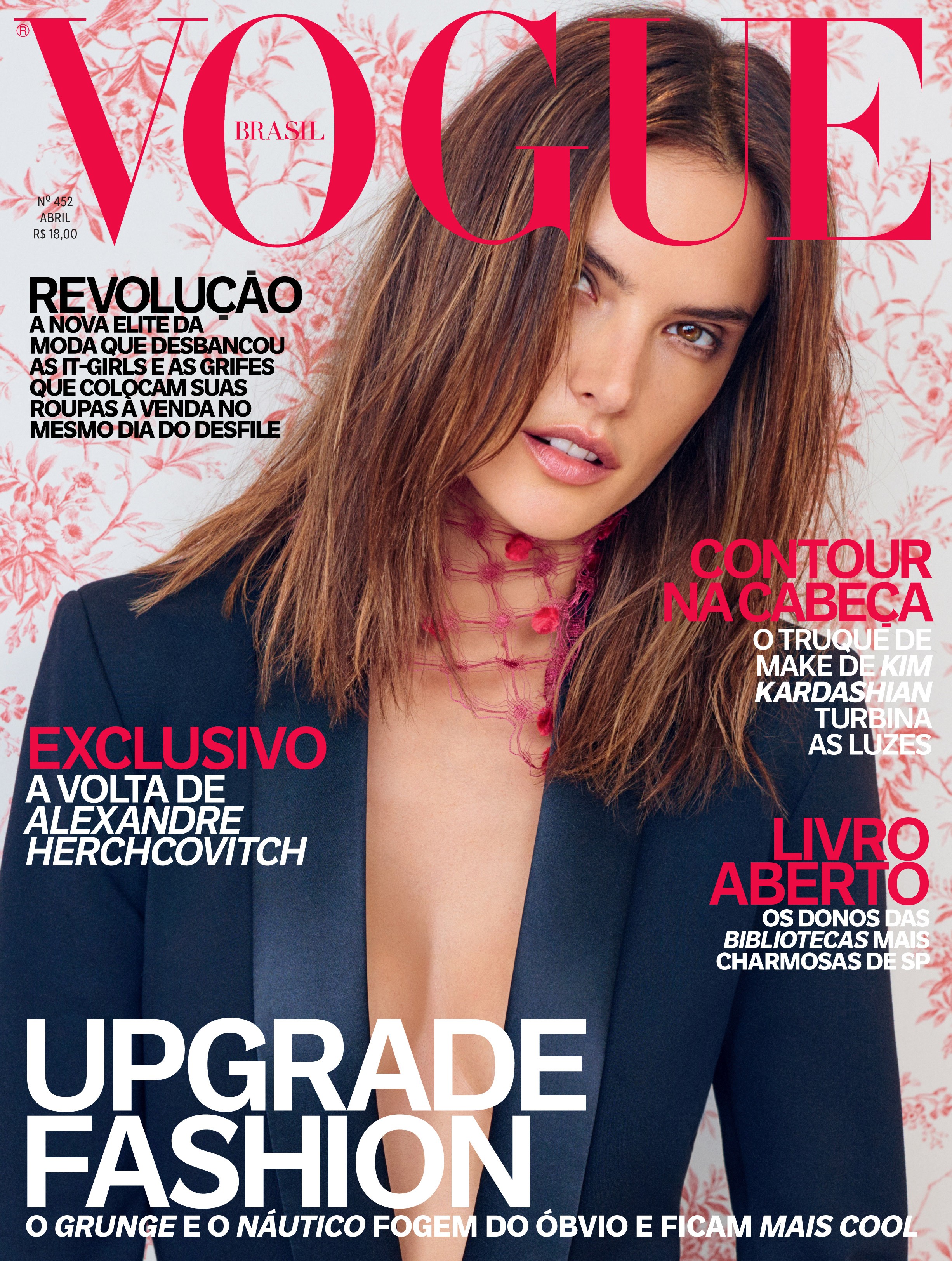 Alessandra sa smoking Karl Lagerfeld para Riachuelo e lenço de tule Prada (Foto: Vogue Brasil)