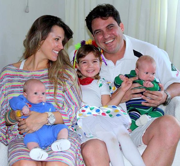 Fotos da ex paquita roberta cipriani 66 Fotos da ex paquita roberta cipriani 64