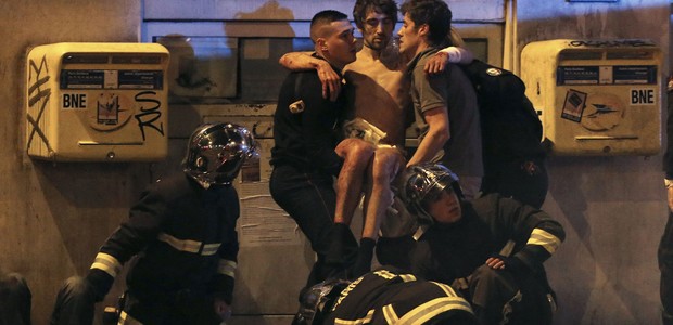 Maior ataque contra a França mata 60 em Paris, diz TV; Hollande fecha fronteiras (Christian Hartmann/Reuters)