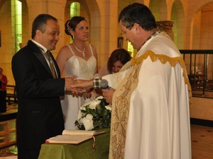 Amizade é um dos pontos fortes do casamento, diz casal (Foto: Arquivo Pessoal/ Gisele Caprara) Amizade é um dos pontos fortes do casamento, diz casal (Foto: Arquivo Pessoal/ Gisele Caprara)