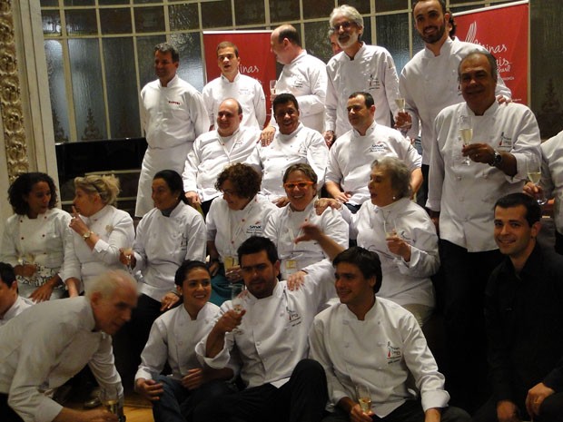 Renato lobato junto com os chefs que participam do evento (Foto: Renato Lobato/Arquivo Pessoal)