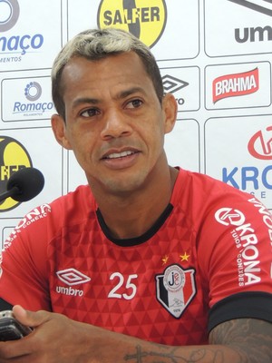 Marcelinho Paraíba faz as contas de fim do ano no JEC 8 gols e 43 pontos