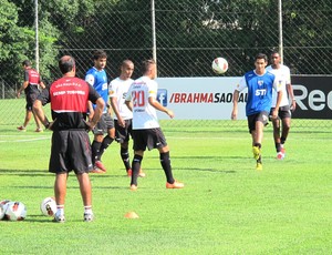 Ganso, treino do São Paulo (Foto: Marcos Guerra / Globoesporte.com)