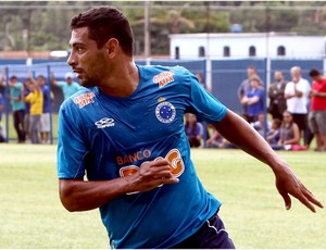 Diego Souza tem que ser inscrito até quinta-feira (Foto: Denilton Dias / Vipcomm)