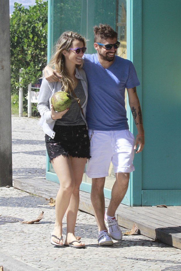 Juliana Didone e namorado (Foto: Dilson Silva/Ag News)