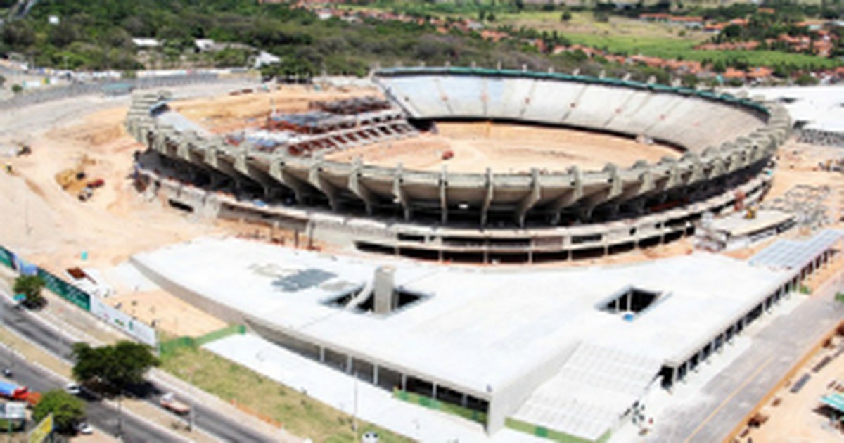 G Trabalhadores do Estádio Castelão retomam obras após dias no CE notícias em Ceará