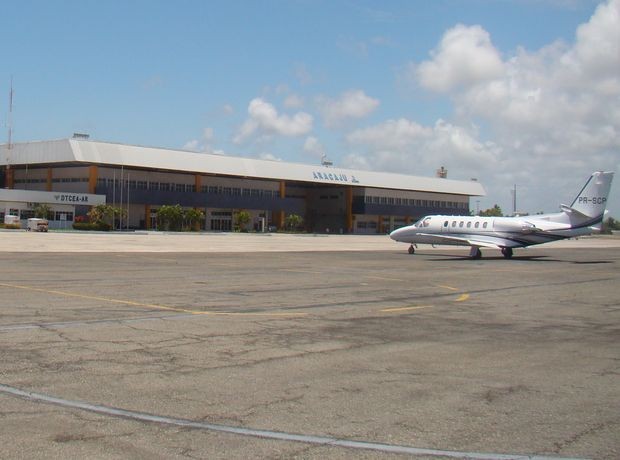 Pista do Aeroporto de Aracaju (SE) (Foto: Flávio Antunes/G1 SE)