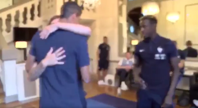 BLOG: Após polêmica, Griezmann posta vídeo cumprimentando Varane por Champions