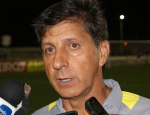 Paulo Porto, técnico do ABC (Foto: Augusto Gomes)
