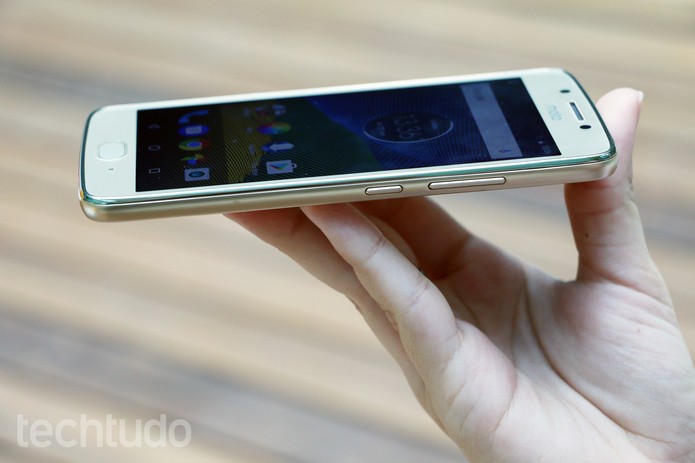 Moto G5 (Foto: Anna Kellen Bull/TechTudo) Moto G5 (Foto: Anna Kellen Bull/TechTudo)