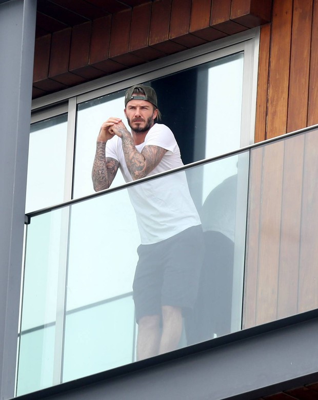 David Beckham chega ao Rio para desfile das campeãs (Foto: Gabriel Reis e André Freitas / AgNews)