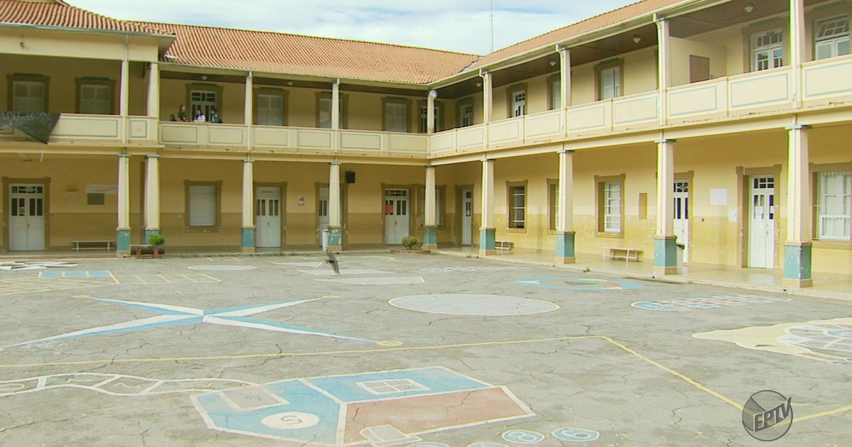 G1 - Inscritos em quatro escolas têm Enem adiado em Poços de Caldas, MG ...