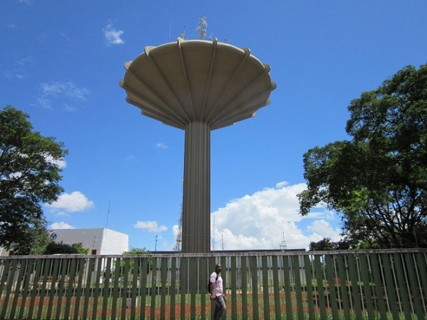 Caixa d'água de Ceilândia, que foi tombada como patrimônio histórico do Distrito Federal  (Foto: Gabriela Berrogain/G1)