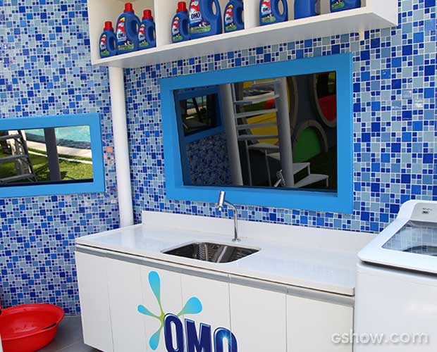 Na lavanderia OMO chega deixar a roupa dos brothers limpas e perfumadas (Foto: BBB/TV Globo)