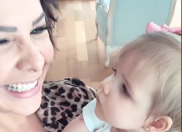 Fernanda Souza e a bebê Luli (Foto: Reprodução/Instagram) Fernanda Souza e a bebê Luli (Foto: Reprodução/Instagram)