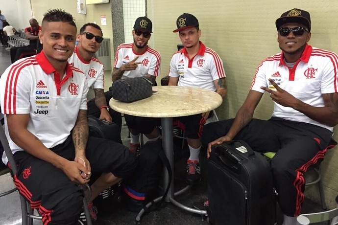 Jogadores do Flamengo (Foto: Reprodução/Twitter)