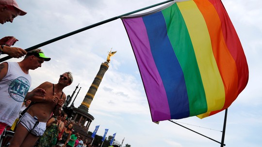 Deputado Aciona Cnj Contra Decis O De Juiz Federal Do Df Que Autoriza Cura Gay Distrito