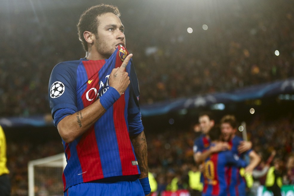 Neymar não esconde admiração por quarteto de gigantes da Inglaterra (Foto: EFE/Quique García)