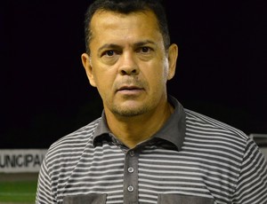 Jazon Vieira, técnico do Auto Esporte (Foto: Juliana Bandeira / GloboEsporte.com/pb)