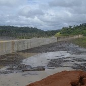 Corpo é achado no AP em área de hidrelétrica (Corpo é achado no AP em área de hidrelétrica (John Pacheco/G1))