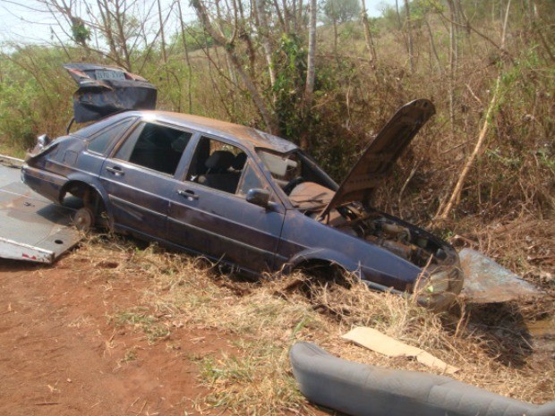 Carro é apreendido por PMA em Sidrolândia (Foto: Divulgação/PMA)