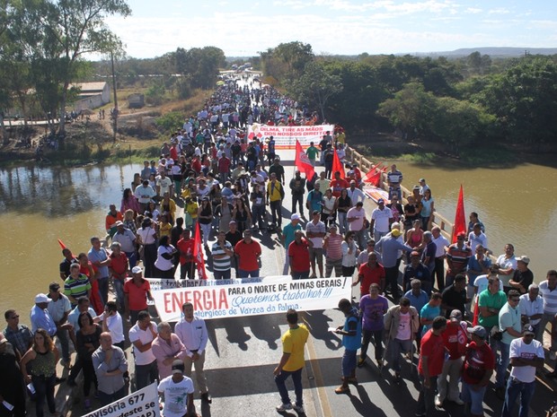 Cerca de mil pessoas participara do ato, segundo os organzadores. (Foto: Ivan Rodrigues/Ascom)