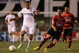 Pelo alto, Santos goleia outra vez na Vila Belmiro e complica o Oeste Pelo alto, Santos goleia outra vez na Vila Belmiro e complica o Oeste