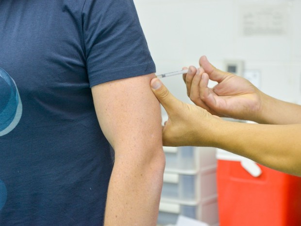 Vacinação contra febre amarela em Vitória (Foto: André Sobral/ Divulgação Prefeitura de Vitória)
