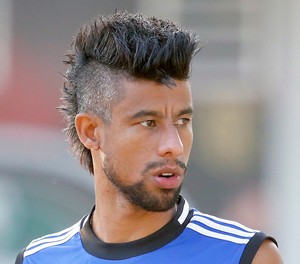 Cartola FC: Léo Moura é o lateral mais caro; Juan e Wendell entre os baratos