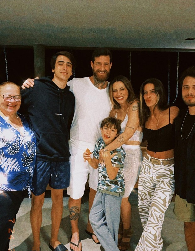Ana Morais abre álbum de família (Foto: Reprodução/Instagram)