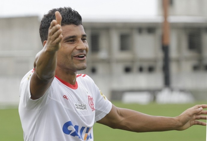 Ederson no treino do Flamengo no Ninho do Urubu (Foto: Gilvan de Souza / Flamengo)