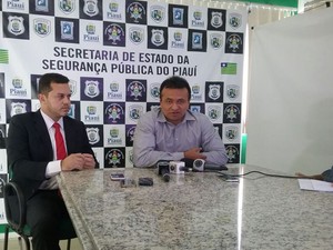 Carlos César Camelo e Fábio Abreu falaram de roubo nesta segunda-feira (Foto: Carlos Rocha/ G1PI)