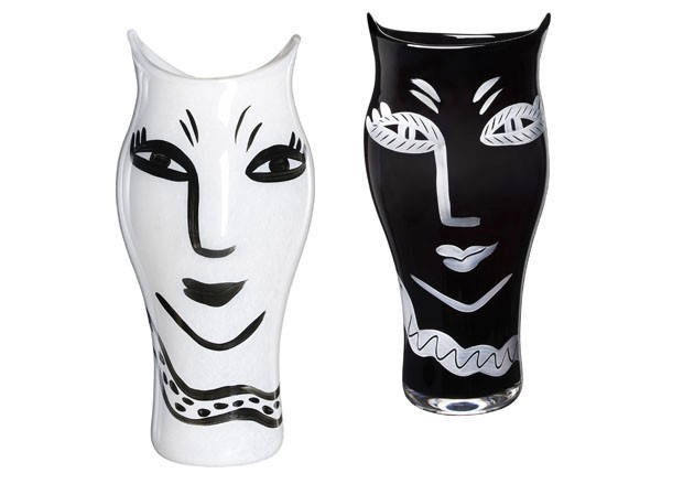 Vasos Open Minds por Ulrica Hydman-Valliens para Kosta Boda, importado pela St. James (Foto: divulgação) Vasos Open Minds por Ulrica Hydman-Valliens para Kosta Boda, importado pela St. James (Foto: divulgação)