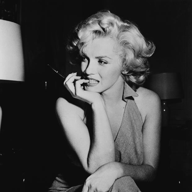 Desalinhando Marilyn Monroe: muito mais do que um símbolo sexual