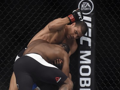 Paulo Borrachinha x Oluwale Bamgbose UFC Rio 8 (Foto: André Durão)