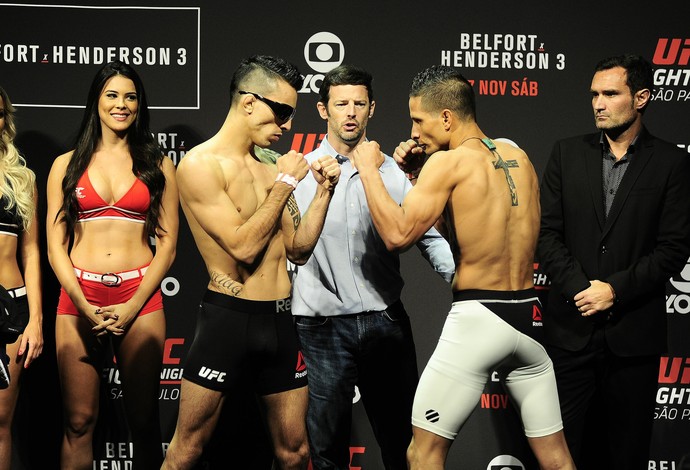 Encarada Thomas Almeida e Anthony Birchak UFC São Paulo (Foto: Marcos Ribolli)