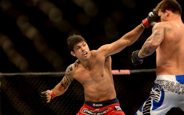 UFC Viscardi Andrade x Bristol Marunde (Foto: André Durão / Globoesporte.com)