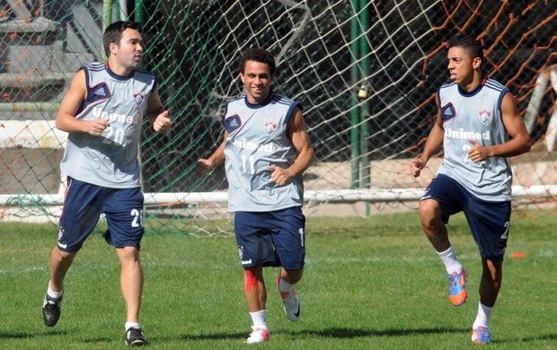 deco nem wallace fluminense (Foto: Dhavid Normando/Photocamera)