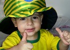 Pais mostram 
os pequenos torcedores (Luana Camilla da Silva Vieira/Vc no G1)