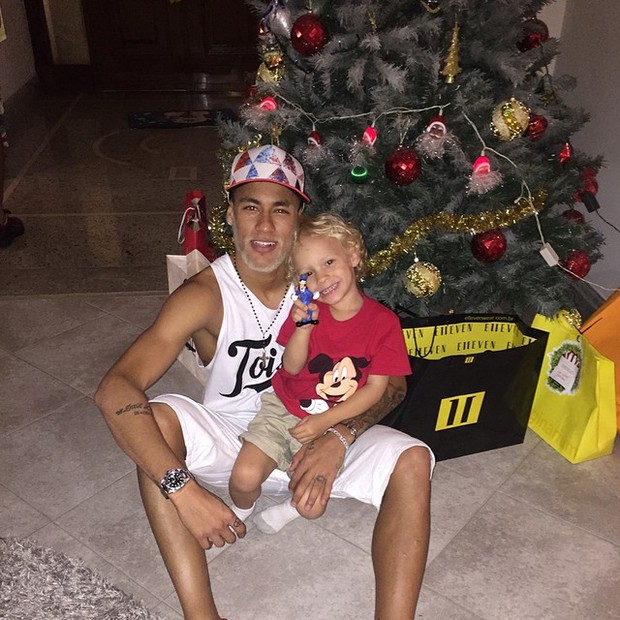 Neymar e o filho (Foto: Reprodução/Instagram)