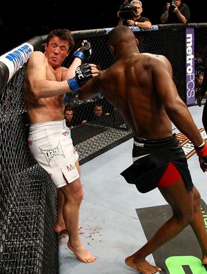 Jon Jones x sonnen UFC 159 (Foto: Getty Images)