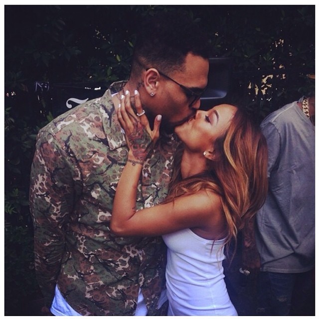 Chris Brown e a namorada, Karrueche Tran (Foto: Reprodução/Instagram)