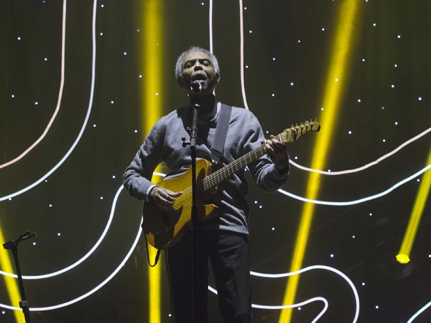 Gilberto Gil durante o prêmio Musiques du Monde nesta segunda-feira (25), em Paris, na França (Foto: AP Photo/Michel Euler) Gilberto Gil durante o prêmio Musiques du Monde nesta segunda-feira (25), em Paris, na França (Foto: AP Photo/Michel Euler)
