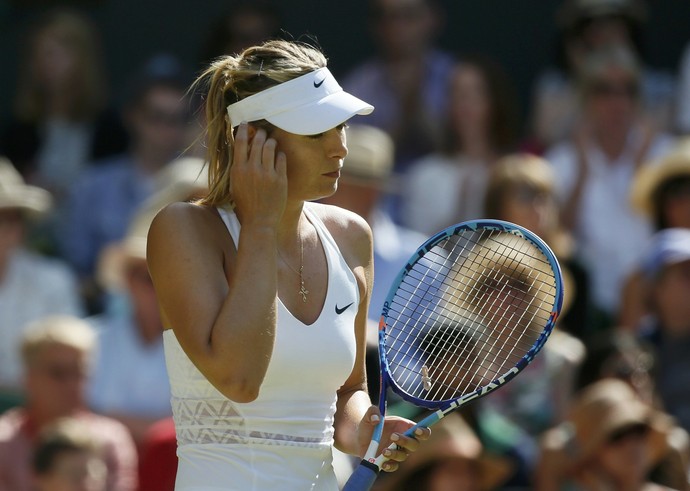 Maria Sharapova x Serena Williams na semifinal de Wimbledon (Foto: Reuters)