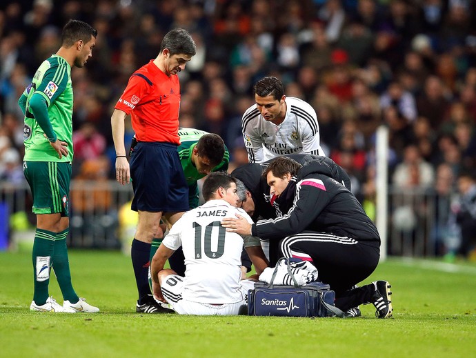 James Rodriguez machucado, Real Madrid X Celta Vigo (Foto: Reuters)