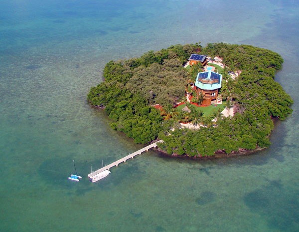 Anteriormente por US$ 10 milhões, ilha Melody Key, na Flárida, agora custa US$ 4 milhões. (Foto: www.privateislandsonline.com)