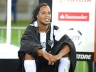 Em Mundial sem cerveja, marroquinos
aguardam Ronaldinho (AFP)