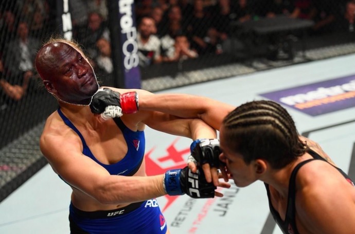 Amanda Ronda UFC 207 (Foto: Reprodução/Twitter) Amanda Ronda UFC 207 (Foto: Reprodução/Twitter)