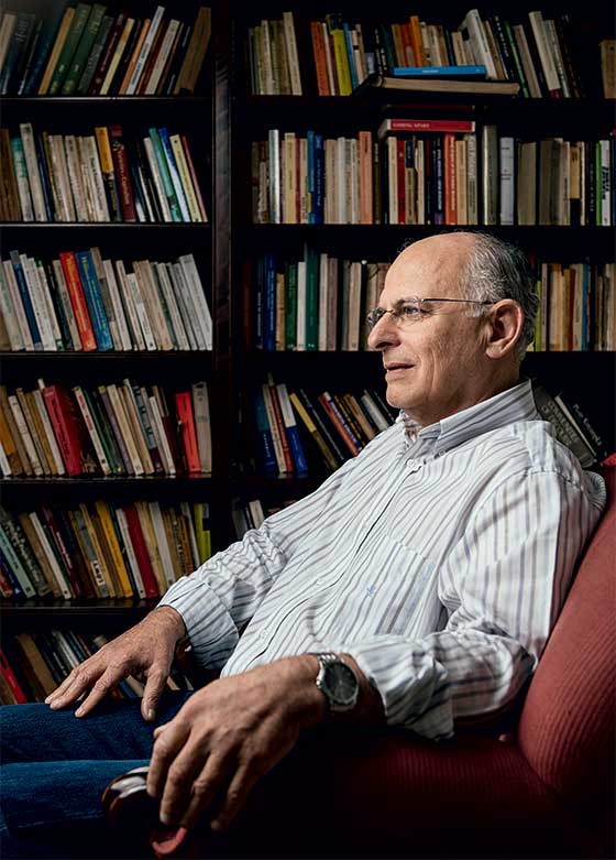 Brasilio Sallum Jr.: “Não há condições políticas para um impeachment”
